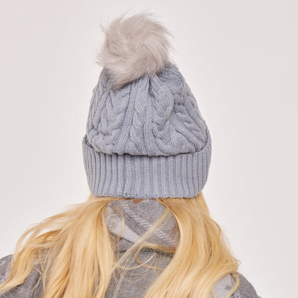Chapeau Pom Pom tricoté par câble pour adulte avec doublure en fausse fourrure