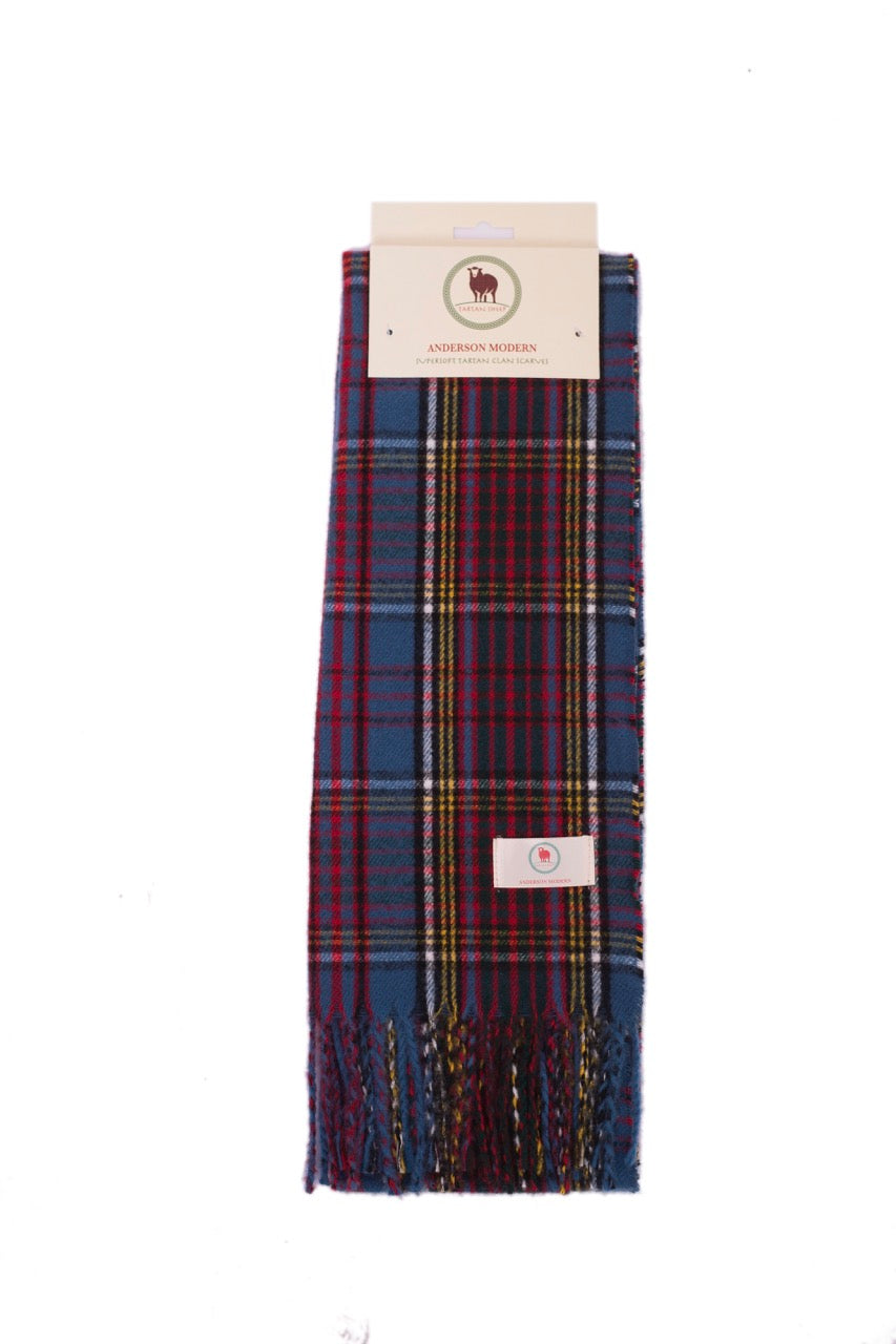 Tartan Clan Scarves M-W (unisex)