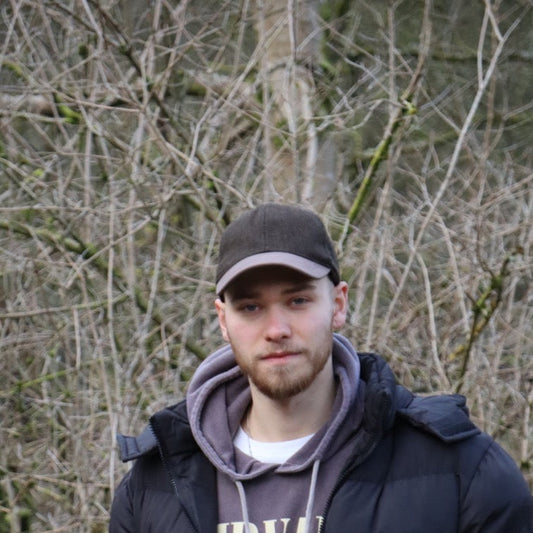 Plain Tweed  Baseball Cap with Suede Peak